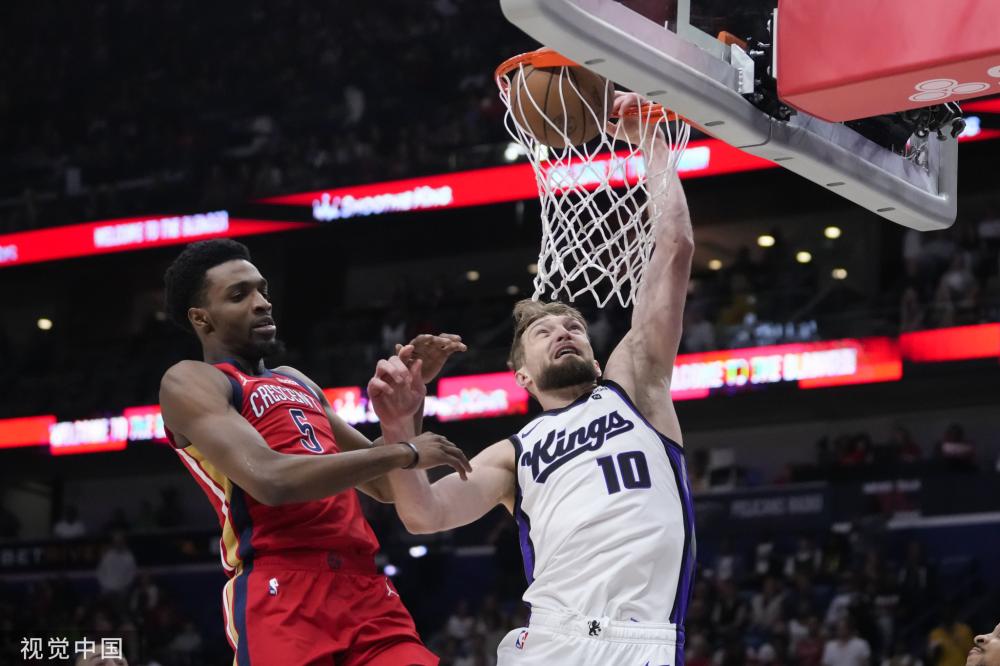 正凸显了他 正凸显了他