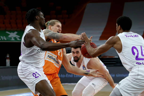 布伦森在 布伦森在