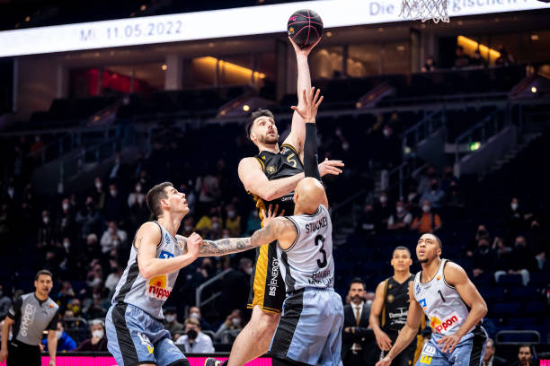 外援首秀的 外援首秀的