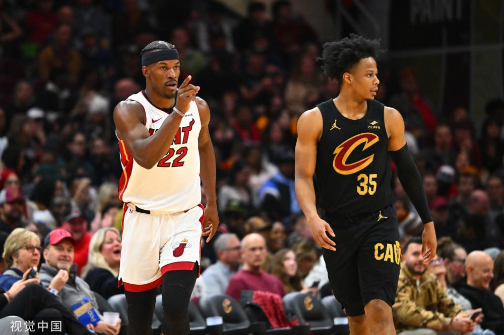 迅速爆红的 迅速爆红的