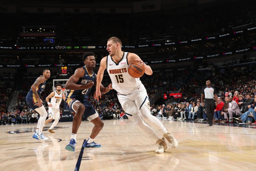 广泛讨论 广泛讨论